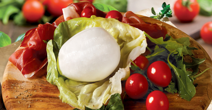 85a11a_0ab7b40d5ee54ac9821f5f39877b3b32mv2.jpg FIOR DI LATTE 125G - Image 1