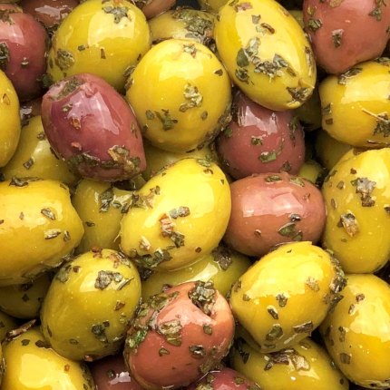 MIX SEASONED PITTED OLIVES 2KG
